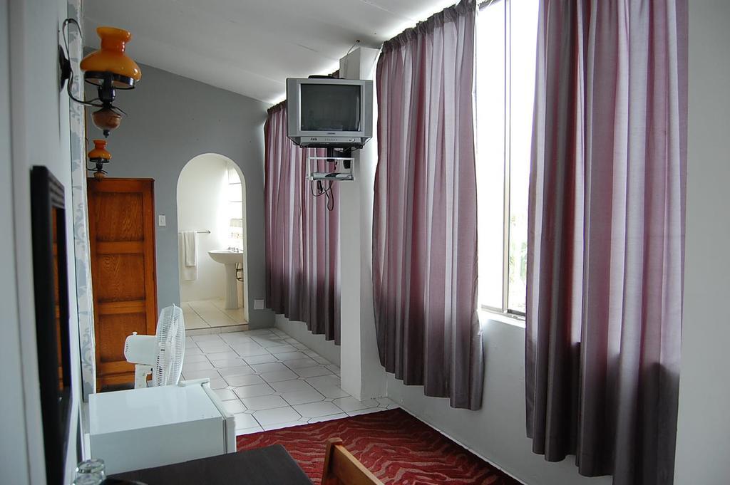 Glencoe Guest House King William's Town Bagian luar foto